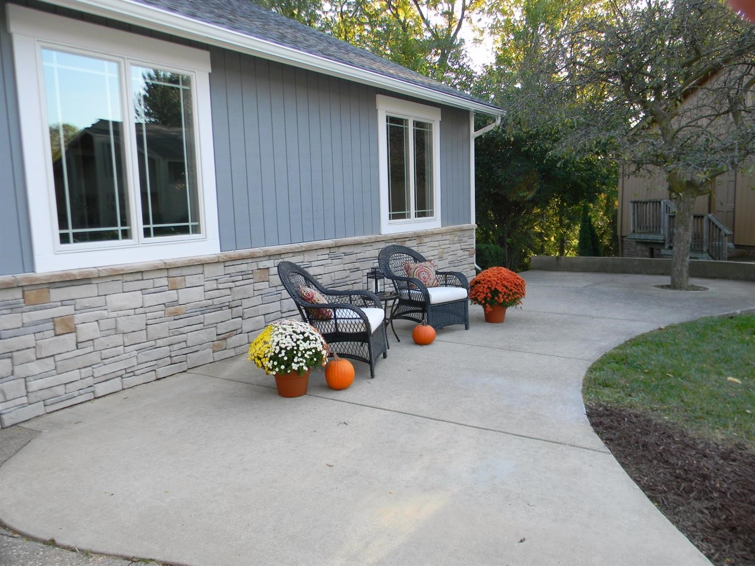 2305 Adare Road Ann Arbor, MI 48104 - Photo 2 of 10 Photo 2