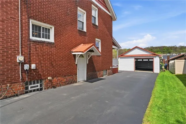 $230,000 | 140 Wampum Avenue, Ellwood City, PA 16117