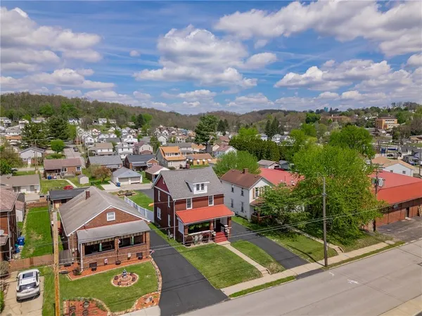 $230,000 | 140 Wampum Avenue, Ellwood City, PA 16117