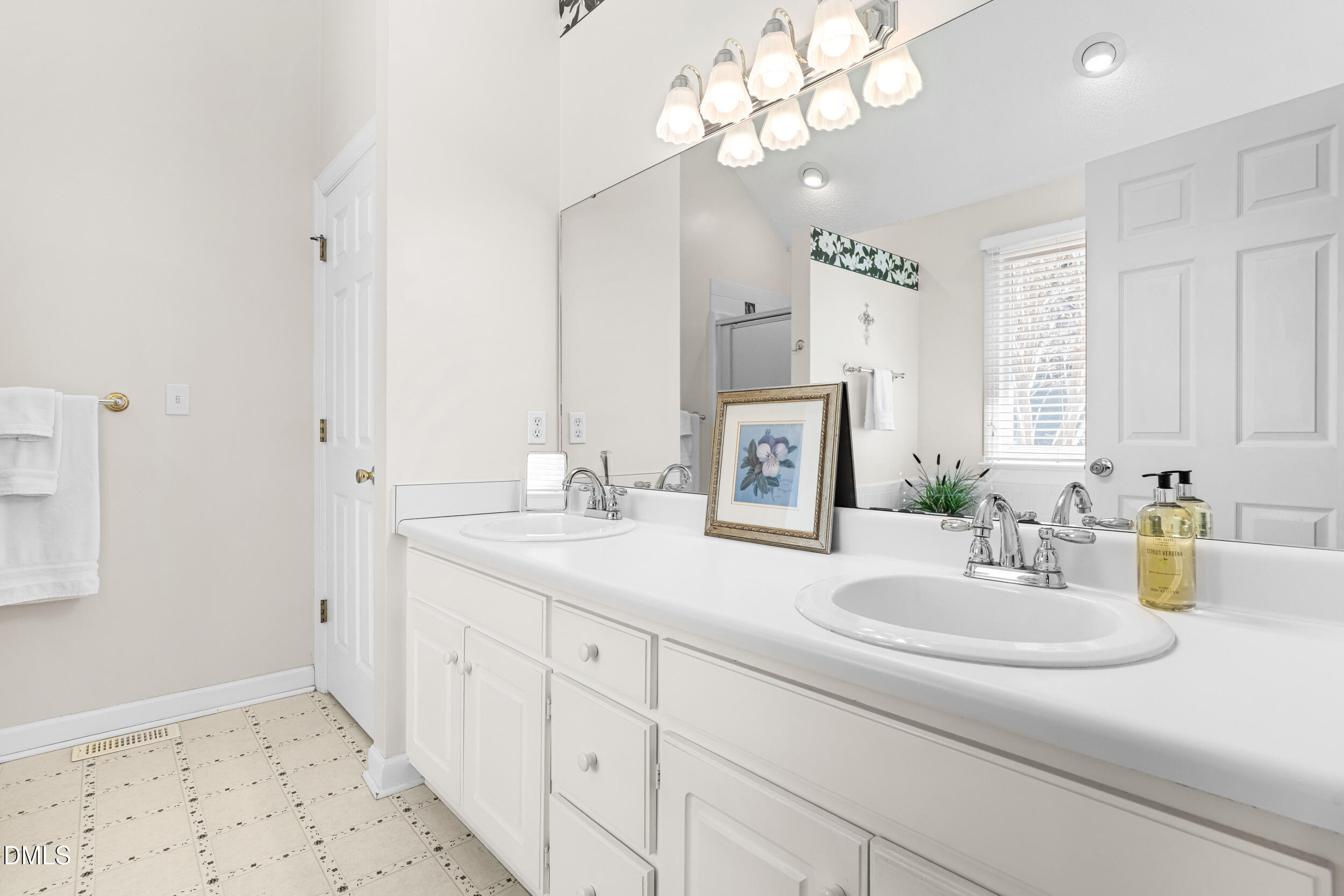 1012 Catsby Circle Raleigh, NC 27603 - Photo 24 of 40 double sinks & water closet