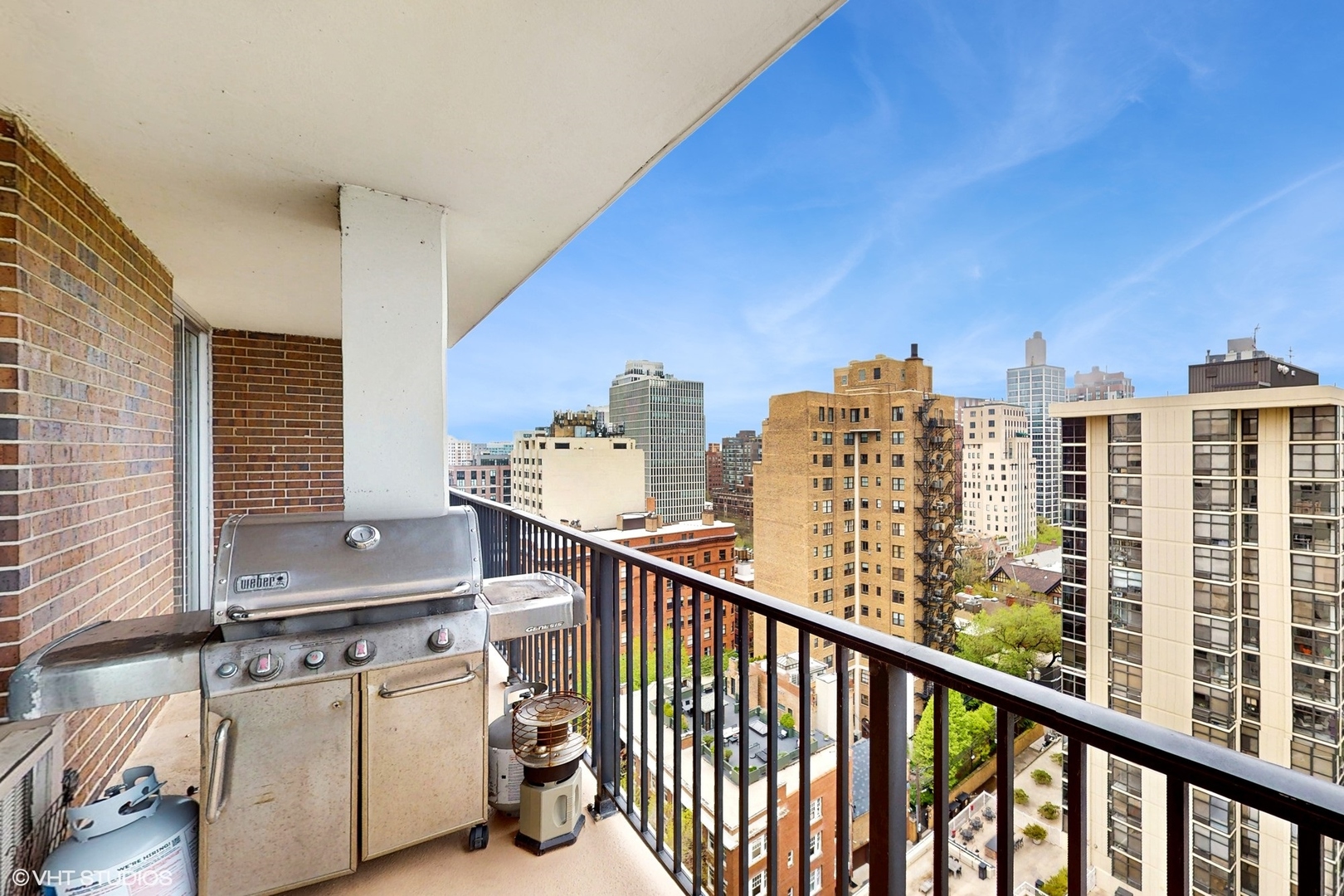 71 East Division Street, Unit 1801 Chicago, IL 60611 - Photo 24 of 31 a view of balcony with furniture