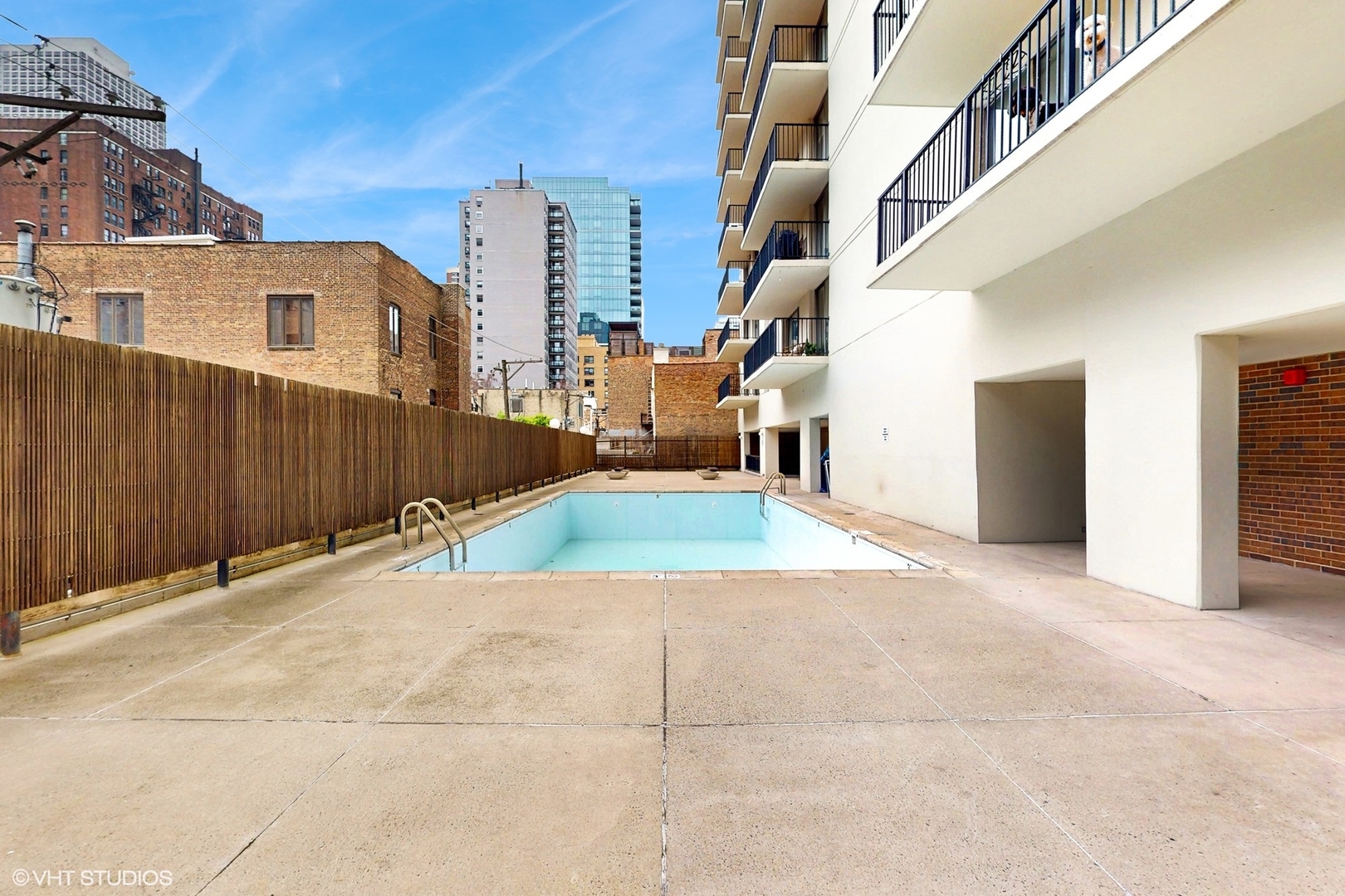 71 East Division Street, Unit 1801 Chicago, IL 60611 - Photo 28 of 31 a view of a white building in front of a house