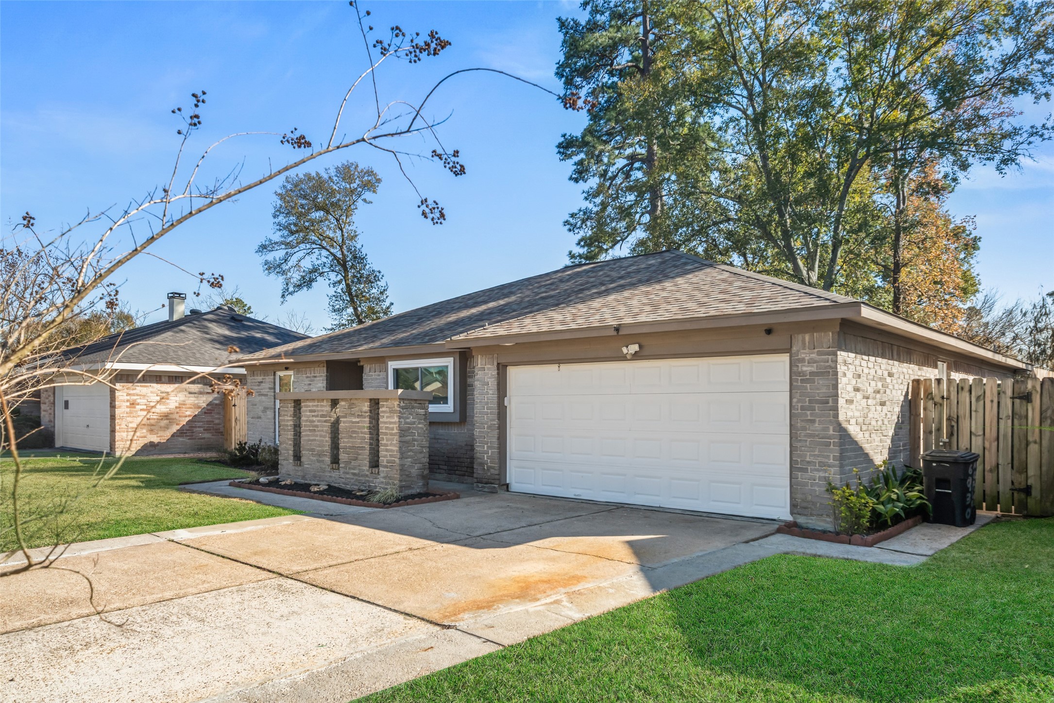 6930 Maple Fox Drive Humble, TX 77338 - Photo 3 of 26