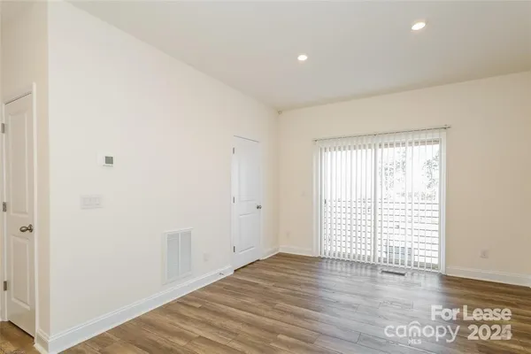$2,300 | 1005 South Msn Lane, Unit C2, Charlotte, NC 28217