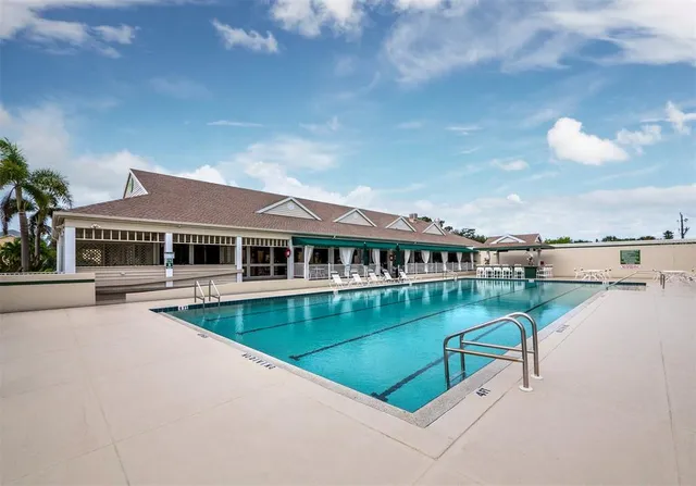 $1,100,000 | 836 Evergreen Way, Longboat Key, FL 34228