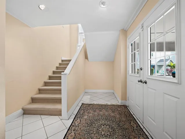 $1,100,000 | 836 Evergreen Way, Longboat Key, FL 34228