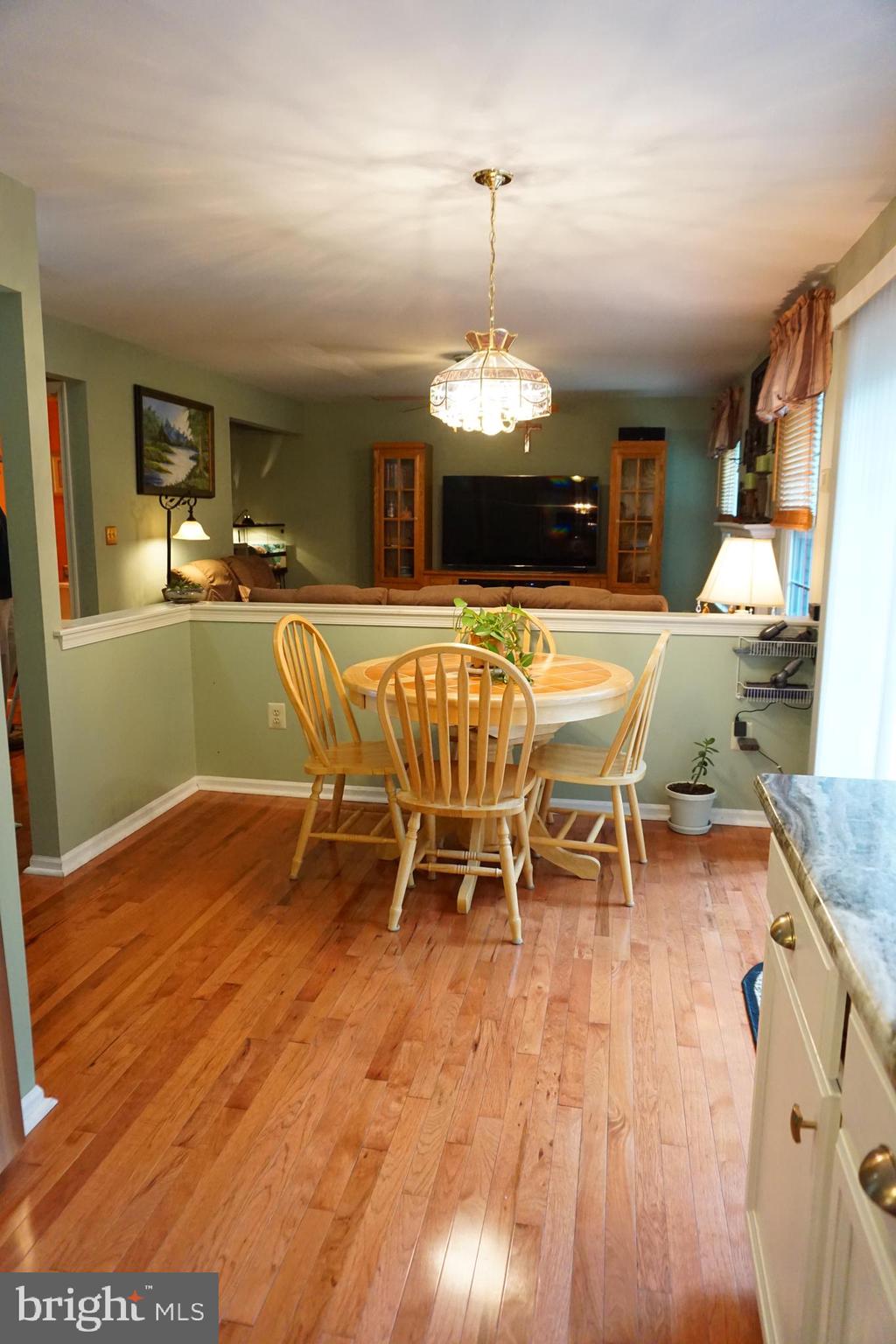 165 Ridgewood Way Burlington, NJ 08016 - Photo 14 of 41 Gallery Image 14