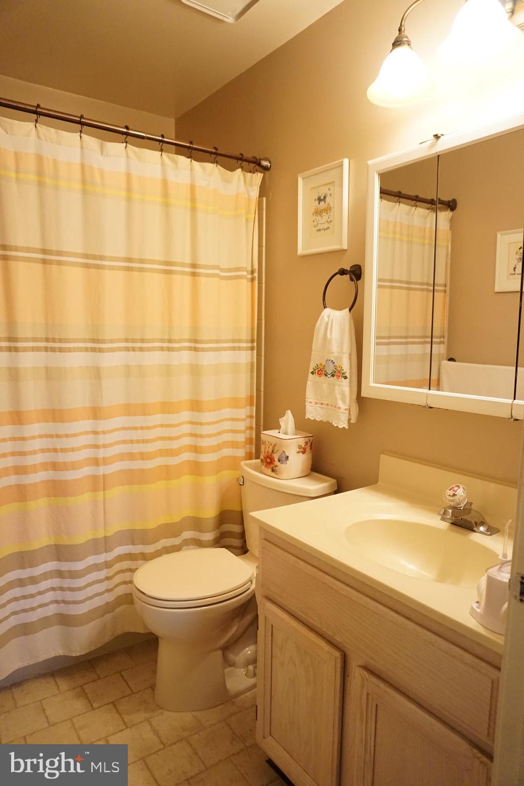 165 Ridgewood Way Burlington, NJ 08016 - Photo 21 of 41 Gallery Image 21