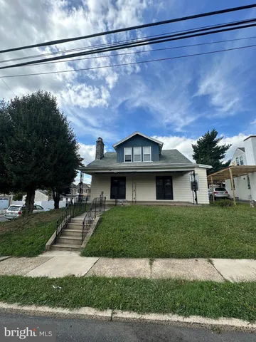 $1,799 | 144 Summit Avenue, Upper Darby, PA 19082