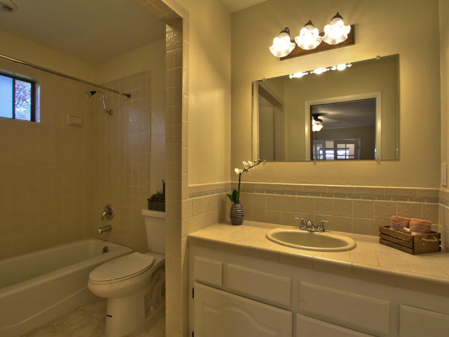 17573 Cross Road Prunedale, CA 93907 - Photo 27 of 29 Gallery Image 27