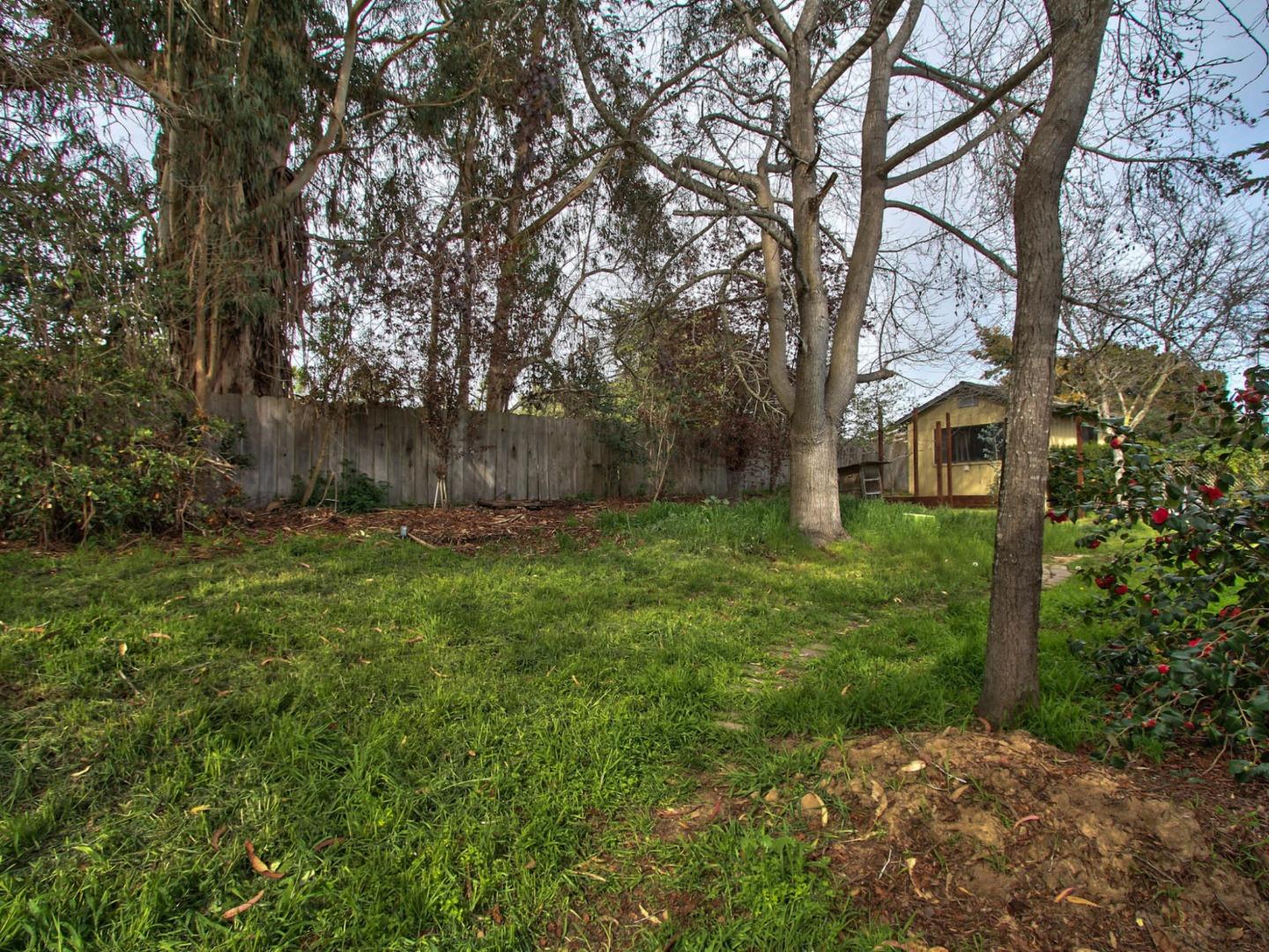 17573 Cross Road Prunedale, CA 93907 - Photo 7 of 29 Gallery Image 7