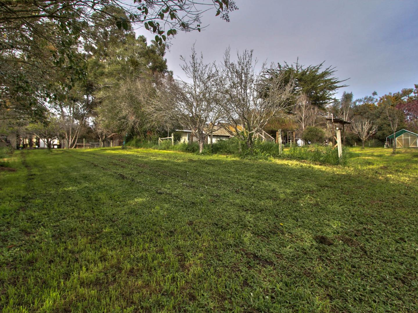 17573 Cross Road Prunedale, CA 93907 - Photo 8 of 29 Gallery Image 8