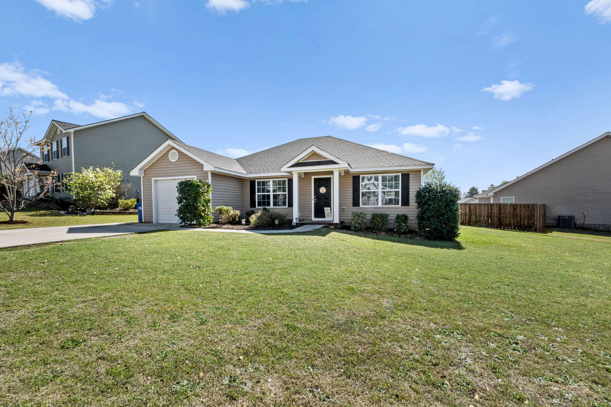 717 Keyes Drive Grovetown, GA 30813 - Photo 2 of 37 DSC06068
