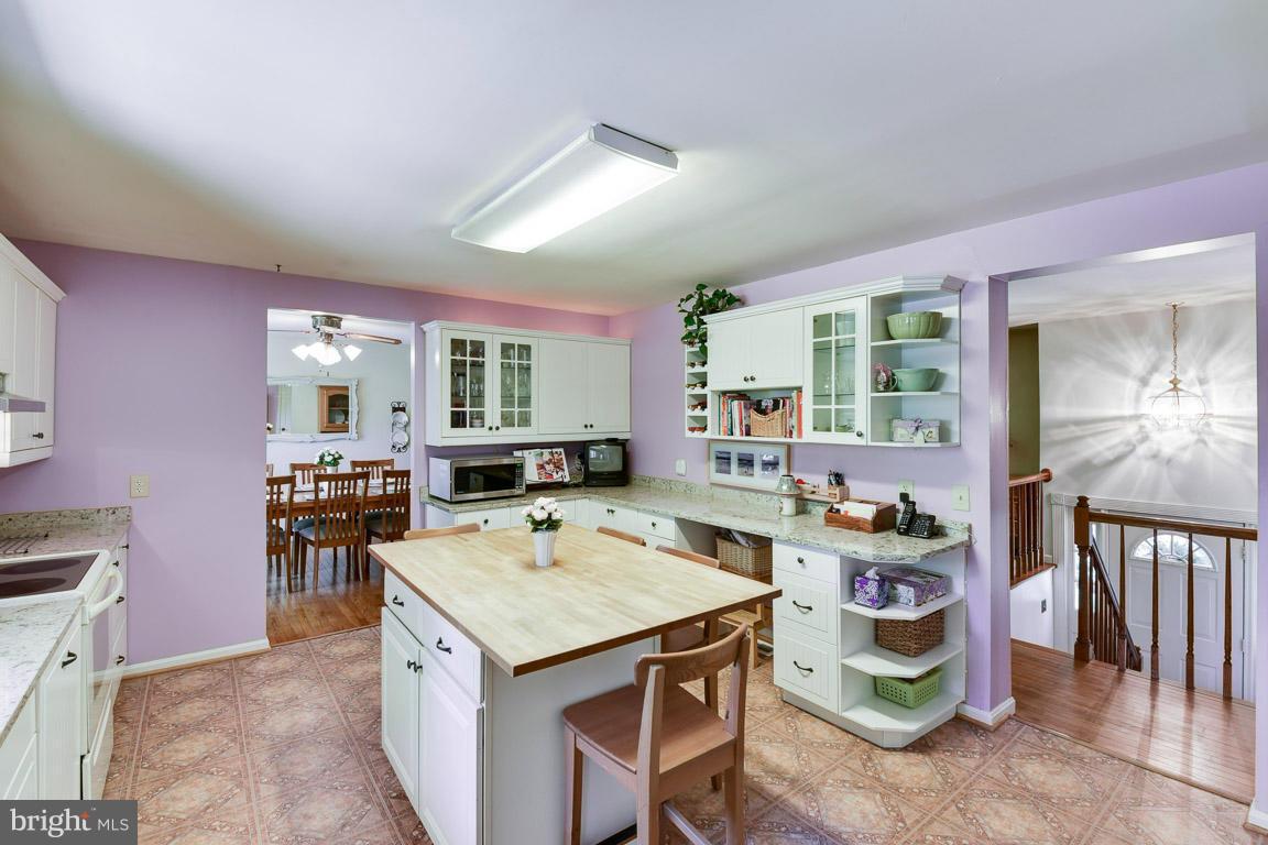 19 Arthurs Lane Stafford, VA 22554 - Photo 26 of 30 Kitchen