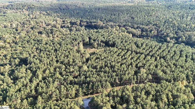 $195,000 | 2 Jefferson Davis Road, Mountville, SC 29370