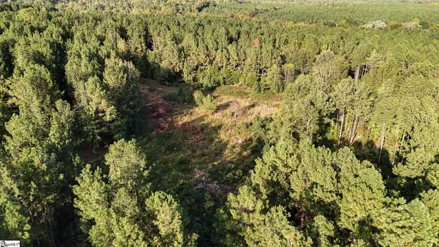 $195,000 | 2 Jefferson Davis Road, Mountville, SC 29370