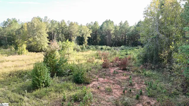 $195,000 | 2 Jefferson Davis Road, Mountville, SC 29370