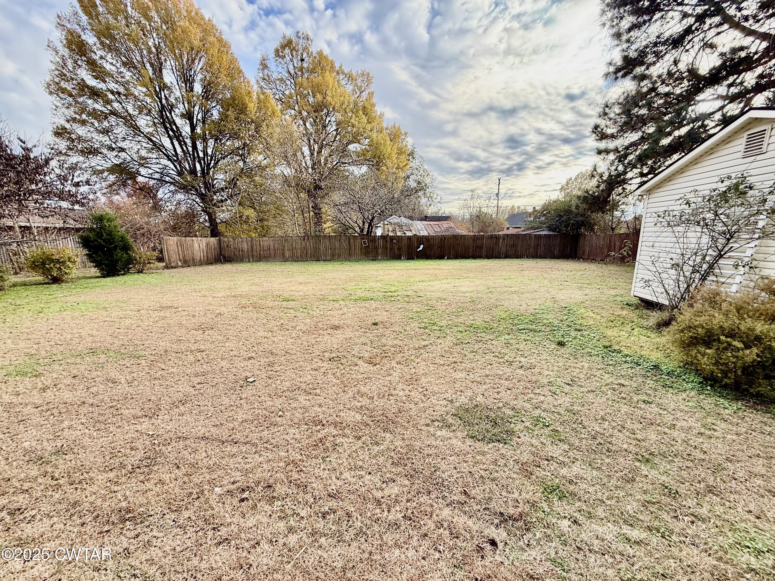 3121 Lantern Lane Union City, TN 38261 - Photo 17 of 19 a view of an ocean beach