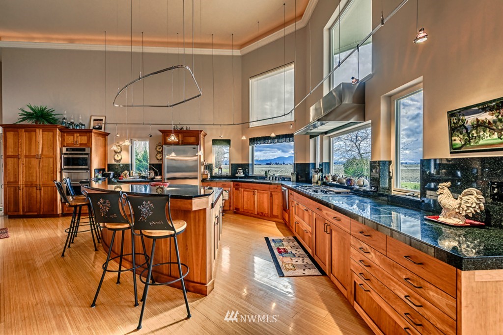 15541 Bradshaw Road Mount Vernon, WA 98273 - Photo 5 of 15