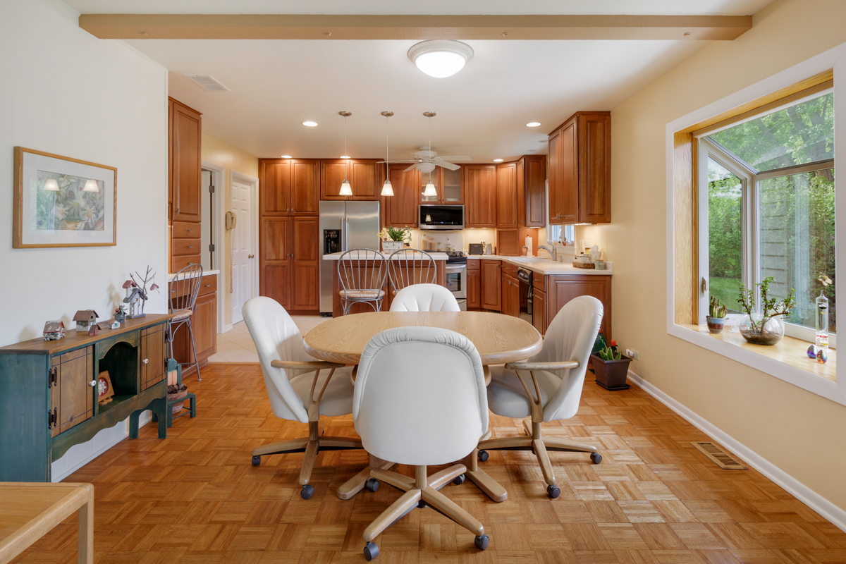 230 Yarmouth Road Elk Grove Village, IL 60007 - Photo 10 of 25
