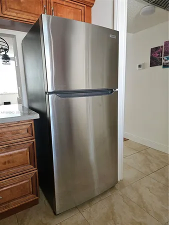 $1,800 | 9441 Live Oak Place, Unit 407, Davie, FL 33324