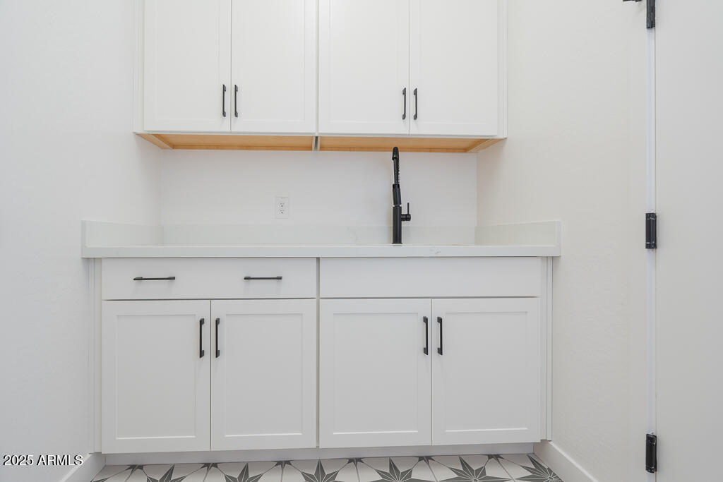 1246 East Penedes Drive Gilbert, AZ 85298 - Photo 14 of 34 Tri Pointe Waterston Central 385 - Laund