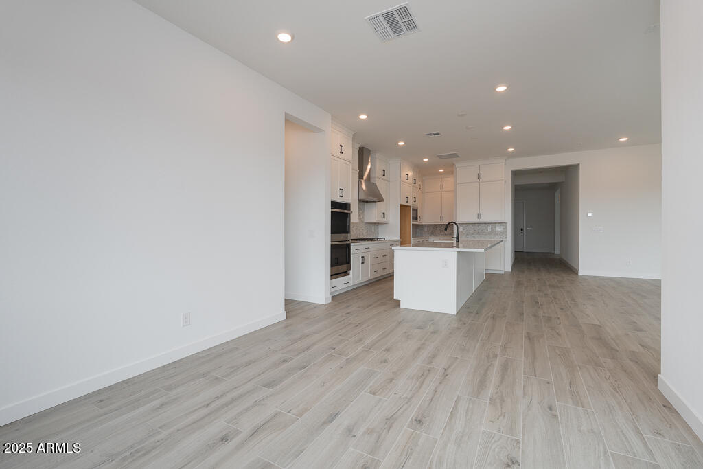 1246 East Penedes Drive Gilbert, AZ 85298 - Photo 6 of 34 Tri Pointe Waterston Central 385 - Dinin