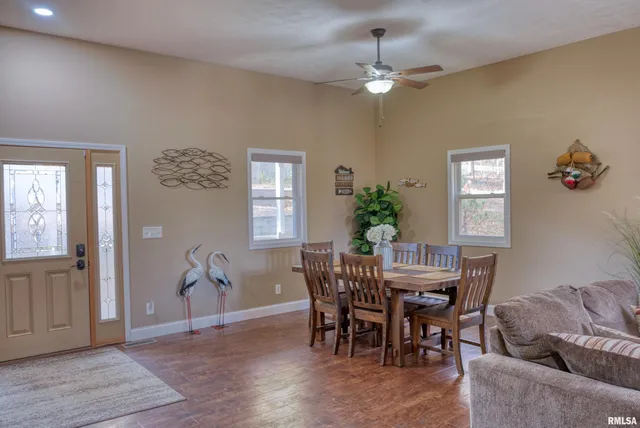 $639,000 | 1415 Lake Shore Drive, Goreville, IL 62939