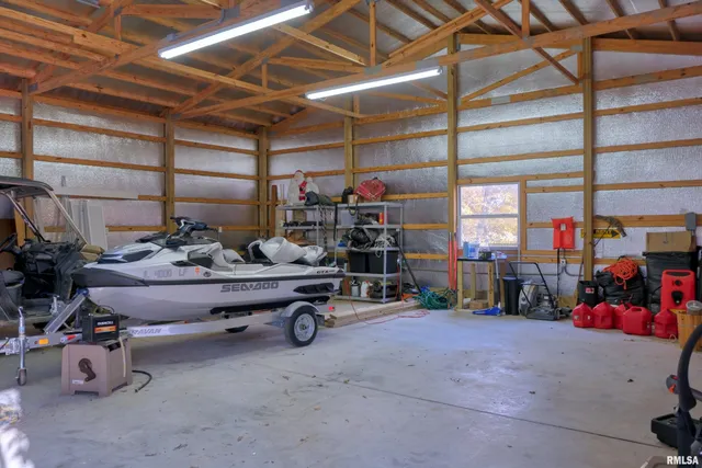 $639,000 | 1415 Lake Shore Drive, Goreville, IL 62939