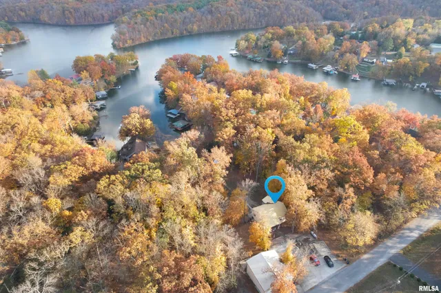 $639,000 | 1415 Lake Shore Drive, Goreville, IL 62939