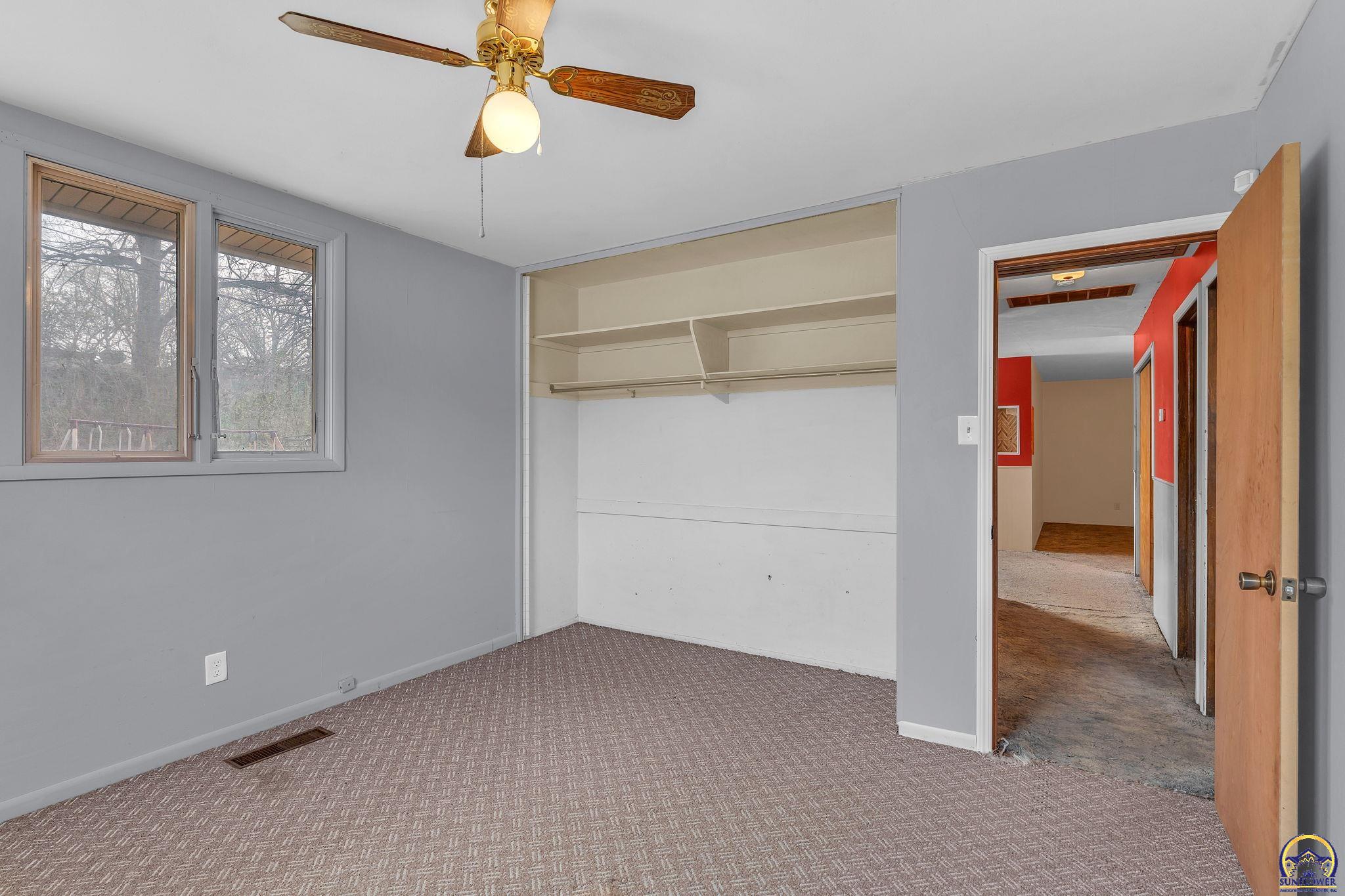 1401 Southwest Cornwall Street Topeka, KS 66611 - Photo 23 of 30