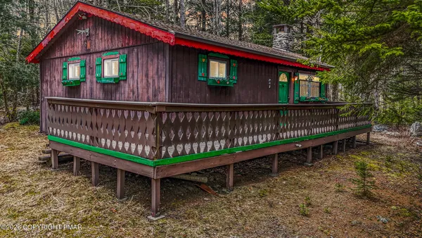 $179,000 | 5211 Fir Lane, Pocono Summit, PA 18346