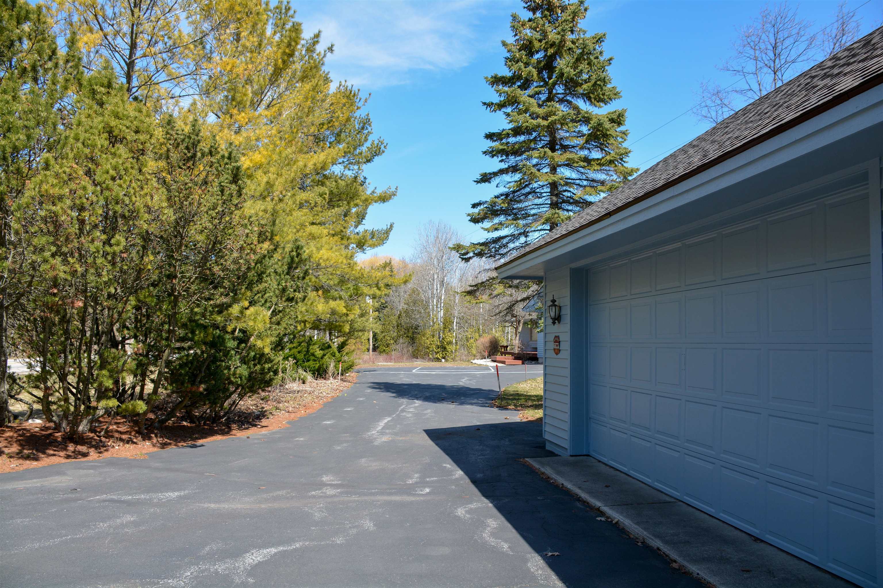 14088 Bluff Road Traverse City, MI 49686 - Photo 23 of 71