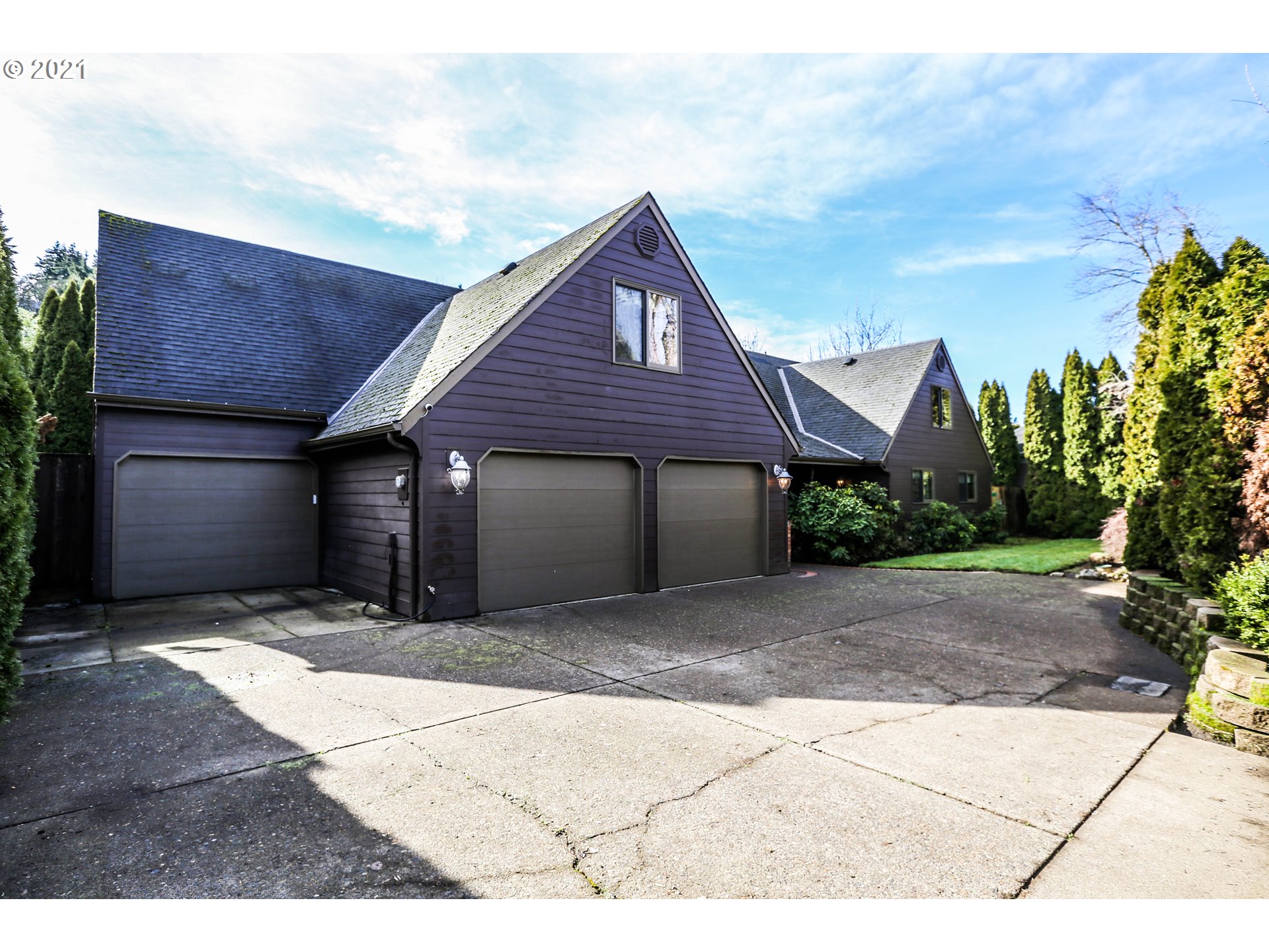 1336 Brickley Road Eugene, OR 97401 - Photo 1 of 32 Gallery Image 1