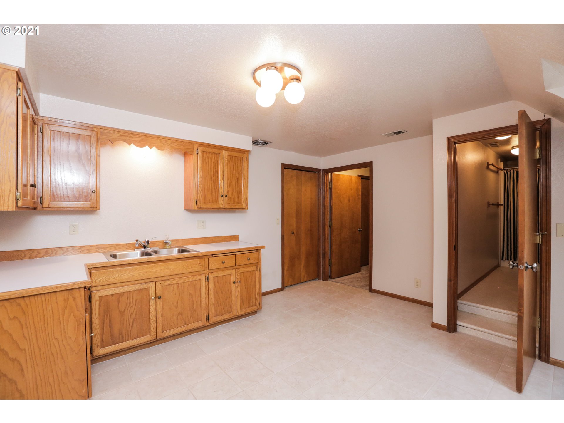 1336 Brickley Road Eugene, OR 97401 - Photo 21 of 32 Gallery Image 21