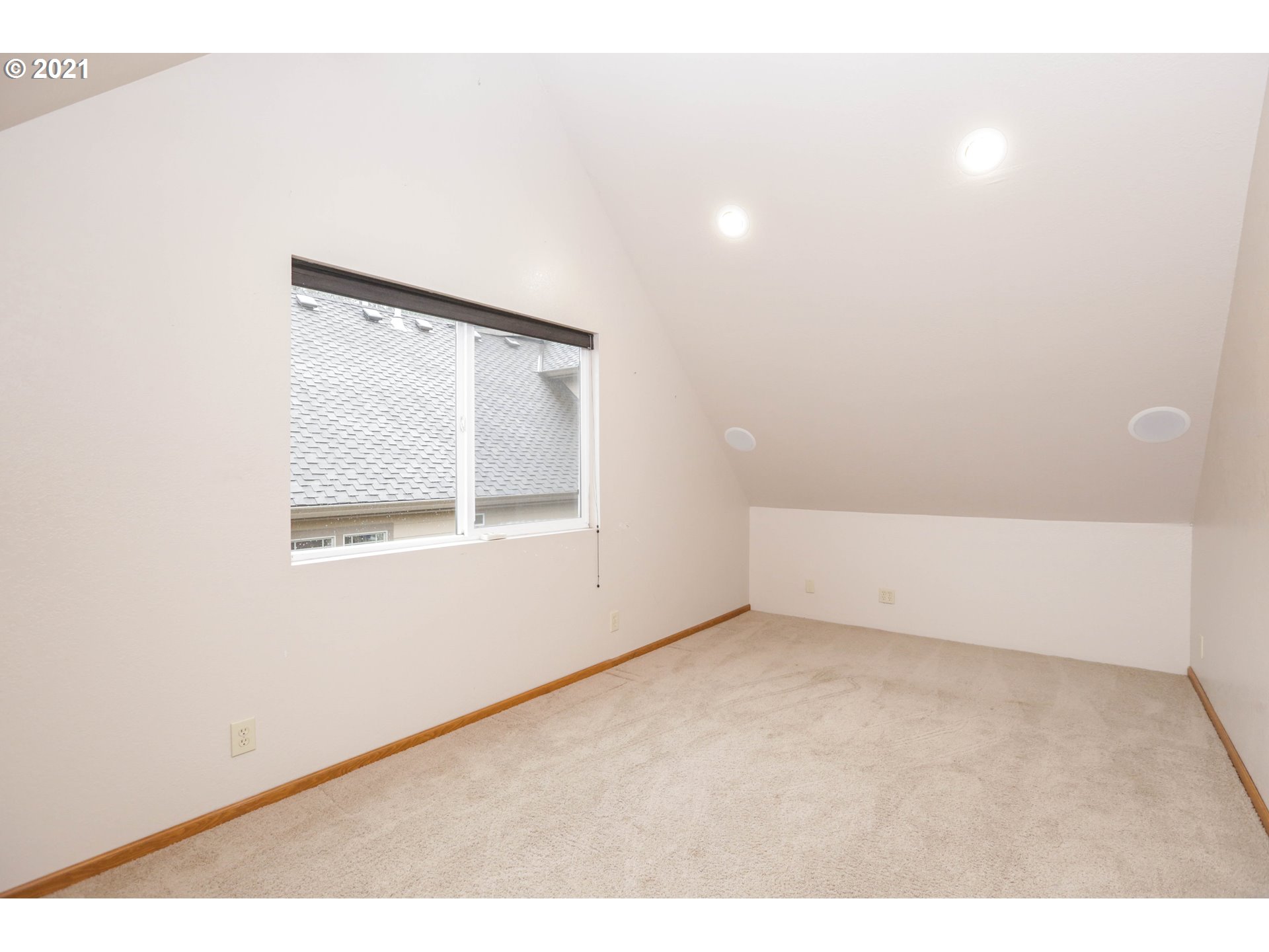 1336 Brickley Road Eugene, OR 97401 - Photo 25 of 32 Gallery Image 25
