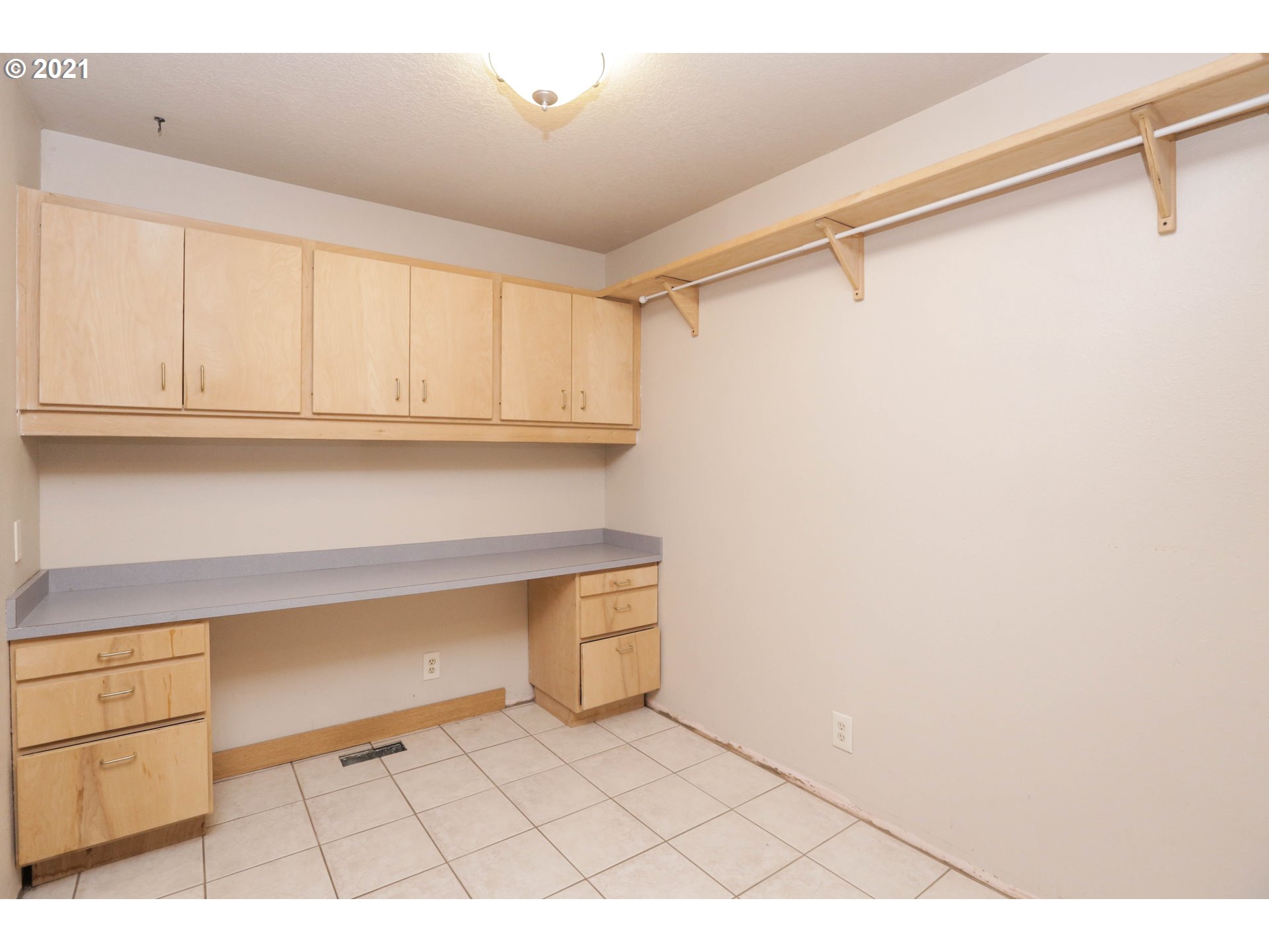 1336 Brickley Road Eugene, OR 97401 - Photo 26 of 32 Gallery Image 26