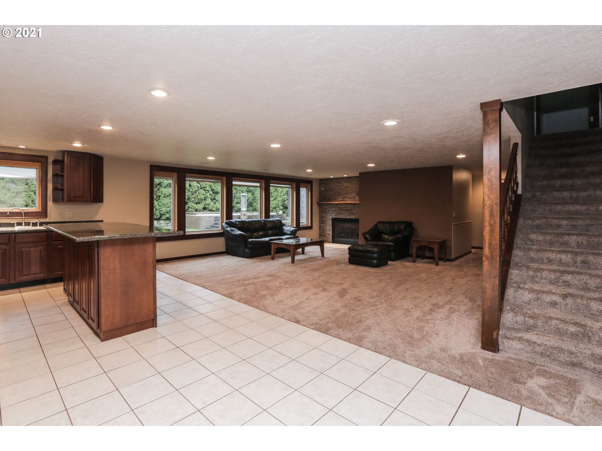 1336 Brickley Road Eugene, OR 97401 - Photo 6 of 32 Gallery Image 6