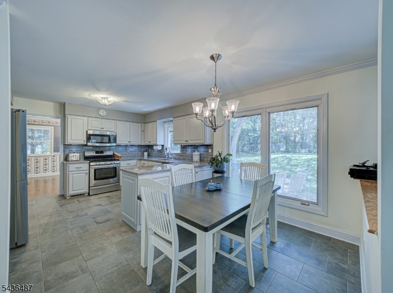 9 Chestnut Place Lebanon, NJ 08833 - Photo 8 of 43