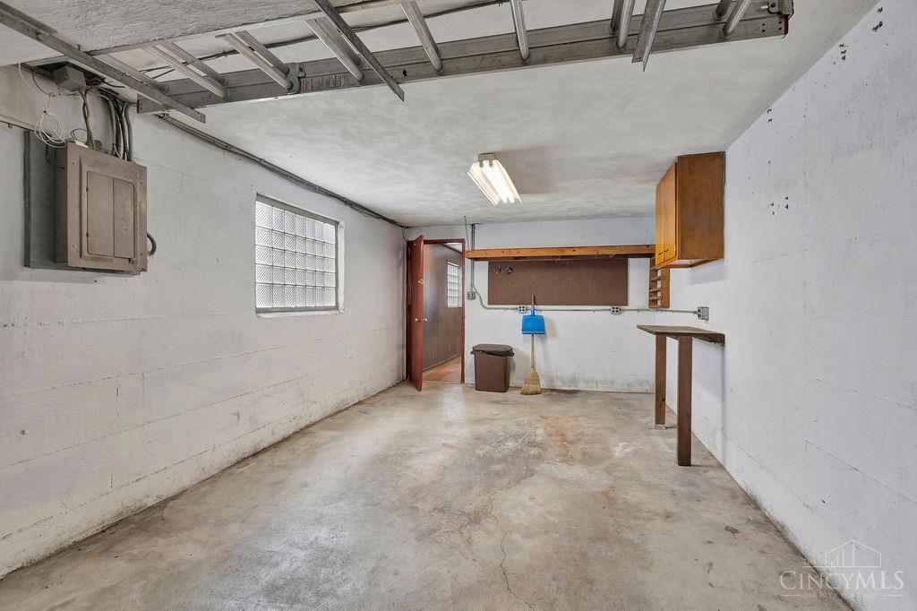 5632 Samver Road Cincinnati, OH 45239 - Photo 34 of 38
