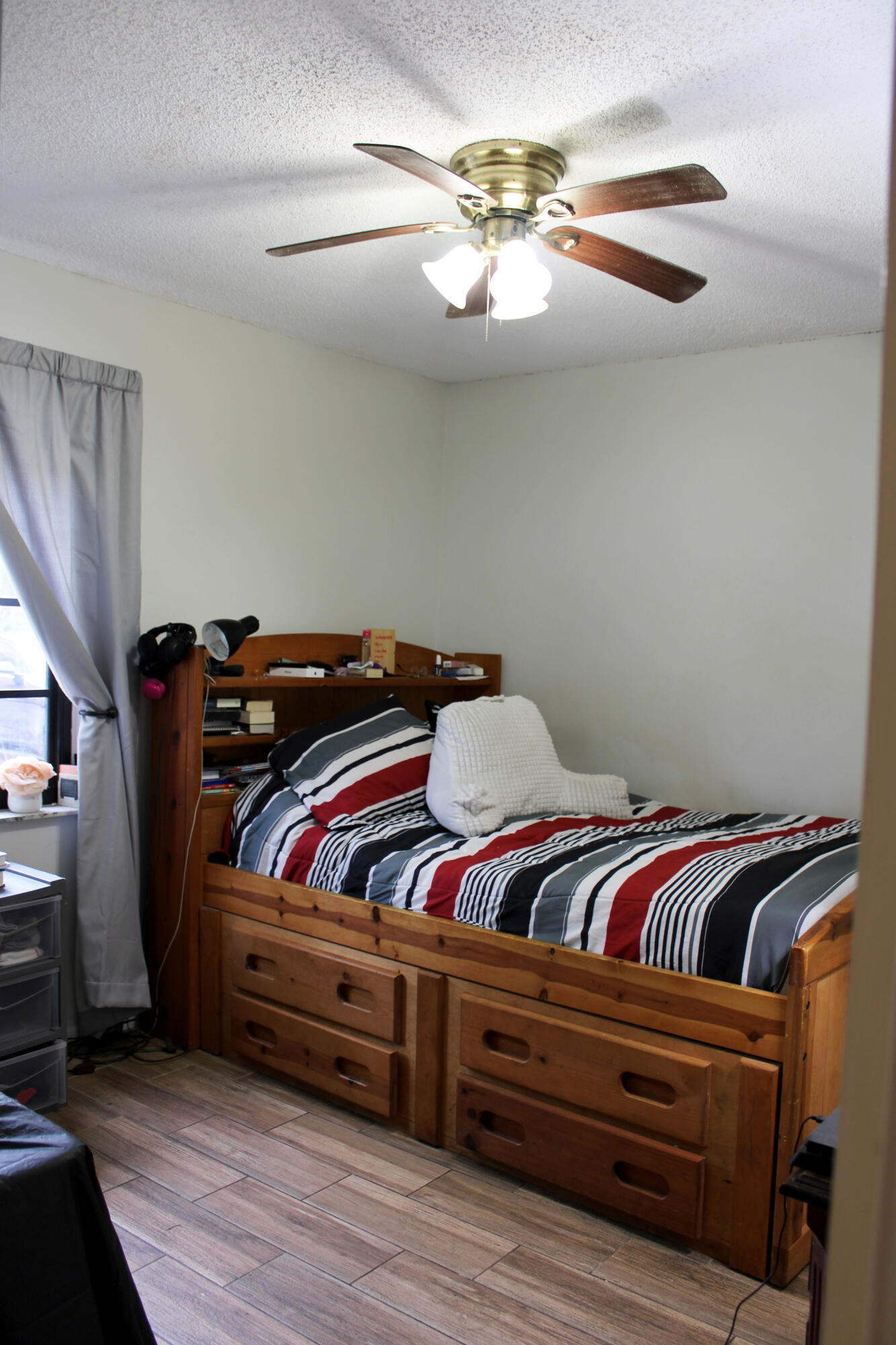130 South Cypress Road, Unit 616 Pompano Beach, FL 33060 - Photo 19 of 27 2nd bedroom/ceiling fans