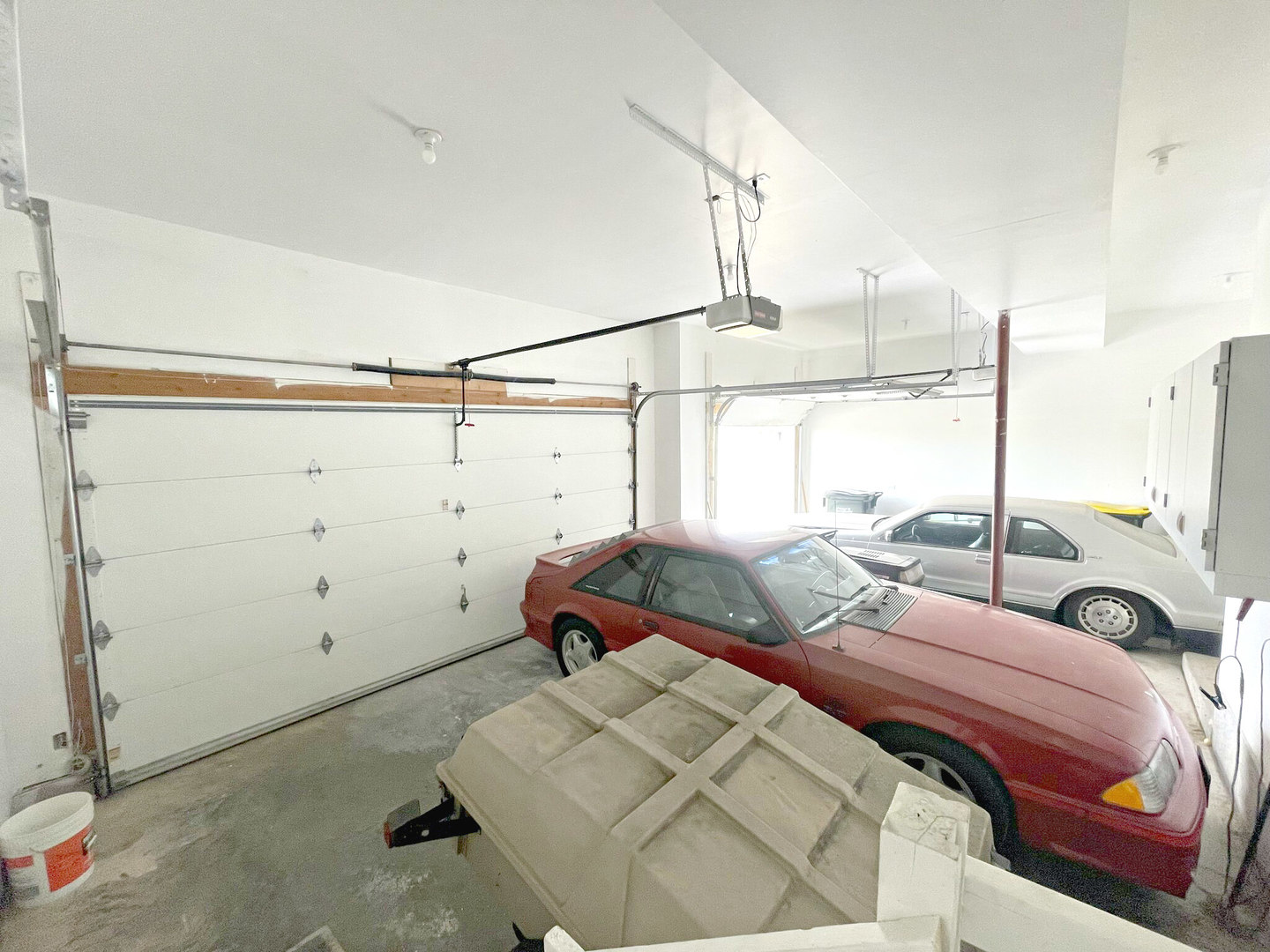 8208 Eagle Ridge Spring Grove, IL 60081 - Photo 34 of 39 a bedroom with a bed and a window