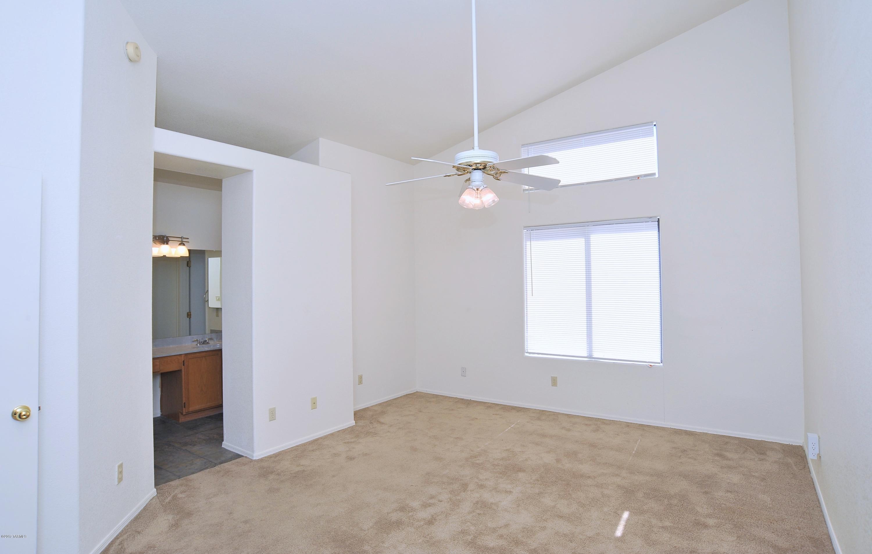 8206 East Mesquite Ridge Circle Tucson, AZ 85710 - Photo 23 of 42