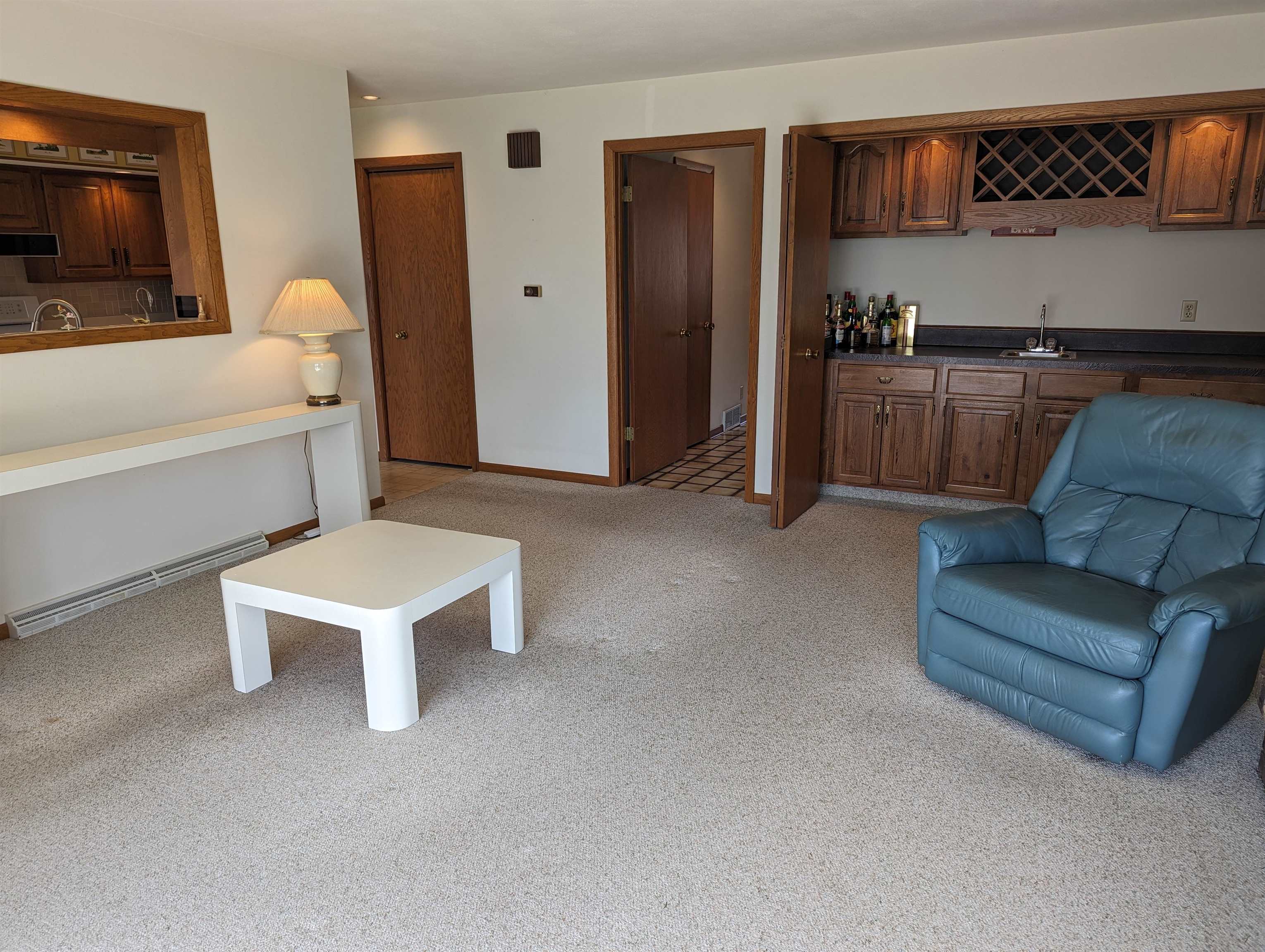 2995 West Forest Road Freeport, IL 61032 - Photo 11 of 42 a living room with furniture