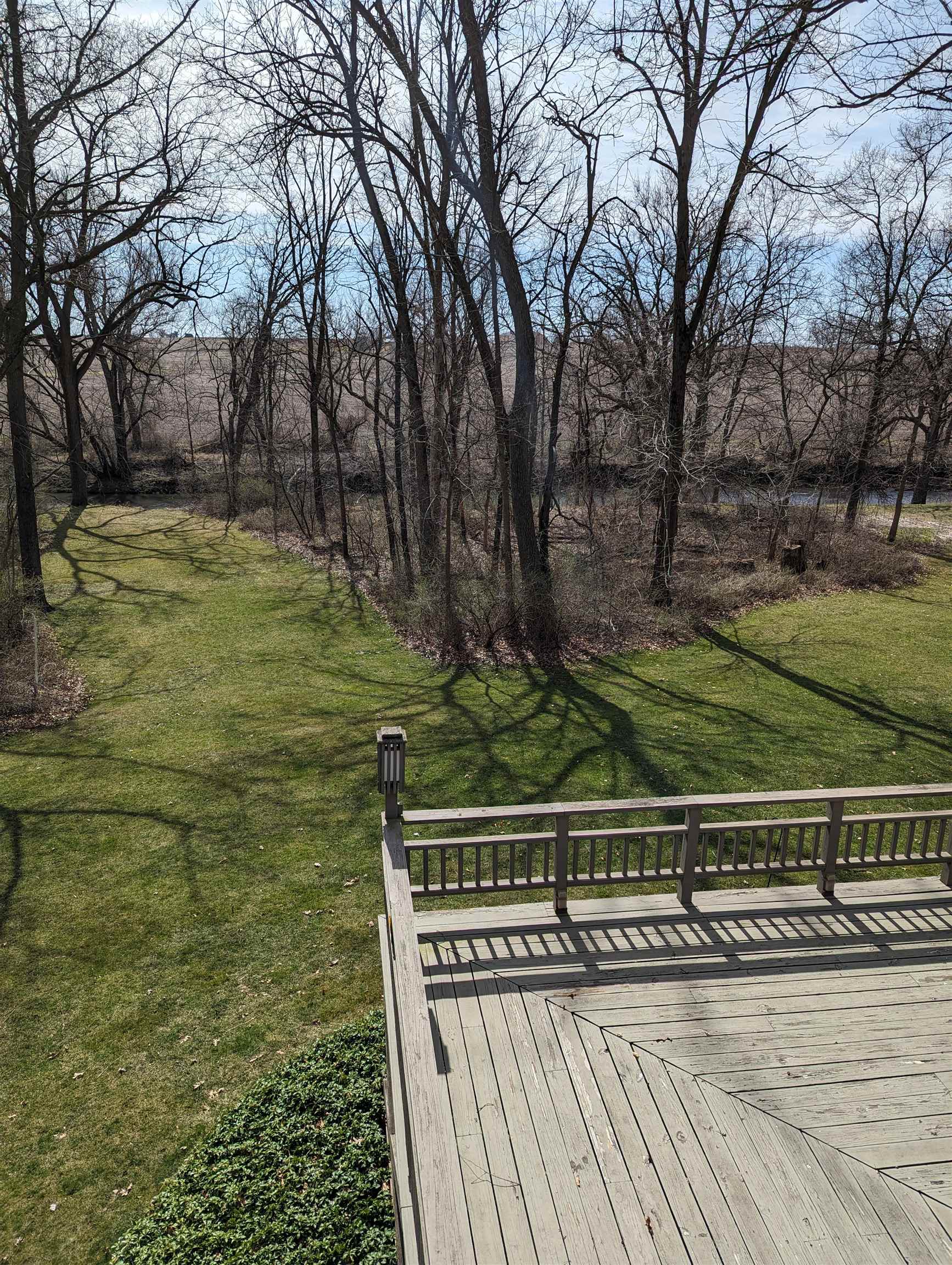 2995 West Forest Road Freeport, IL 61032 - Photo 18 of 42 a view of a balcony with mountain view