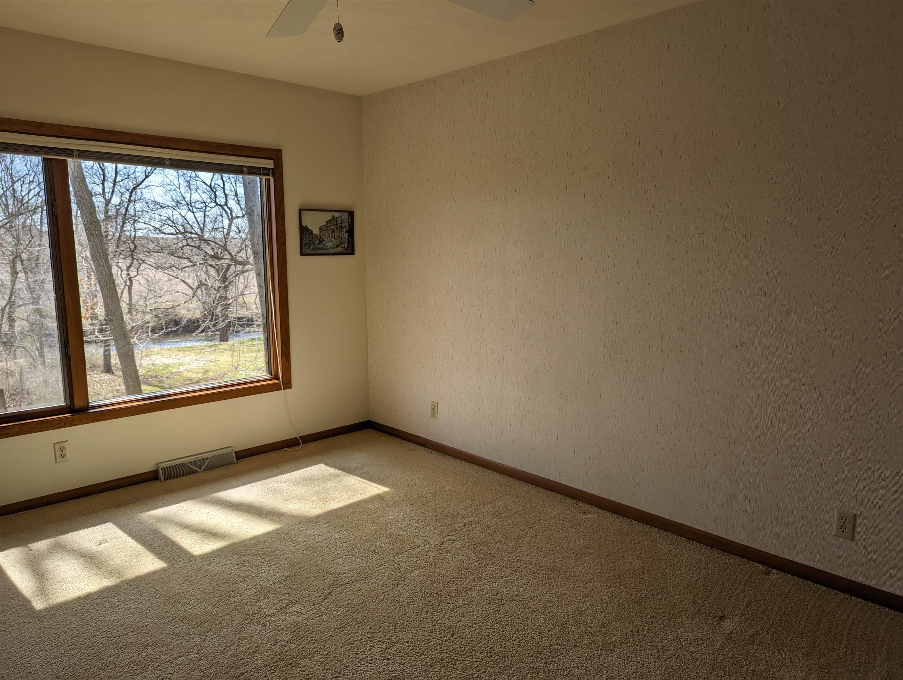 2995 West Forest Road Freeport, IL 61032 - Photo 27 of 42 a view of empty room with window