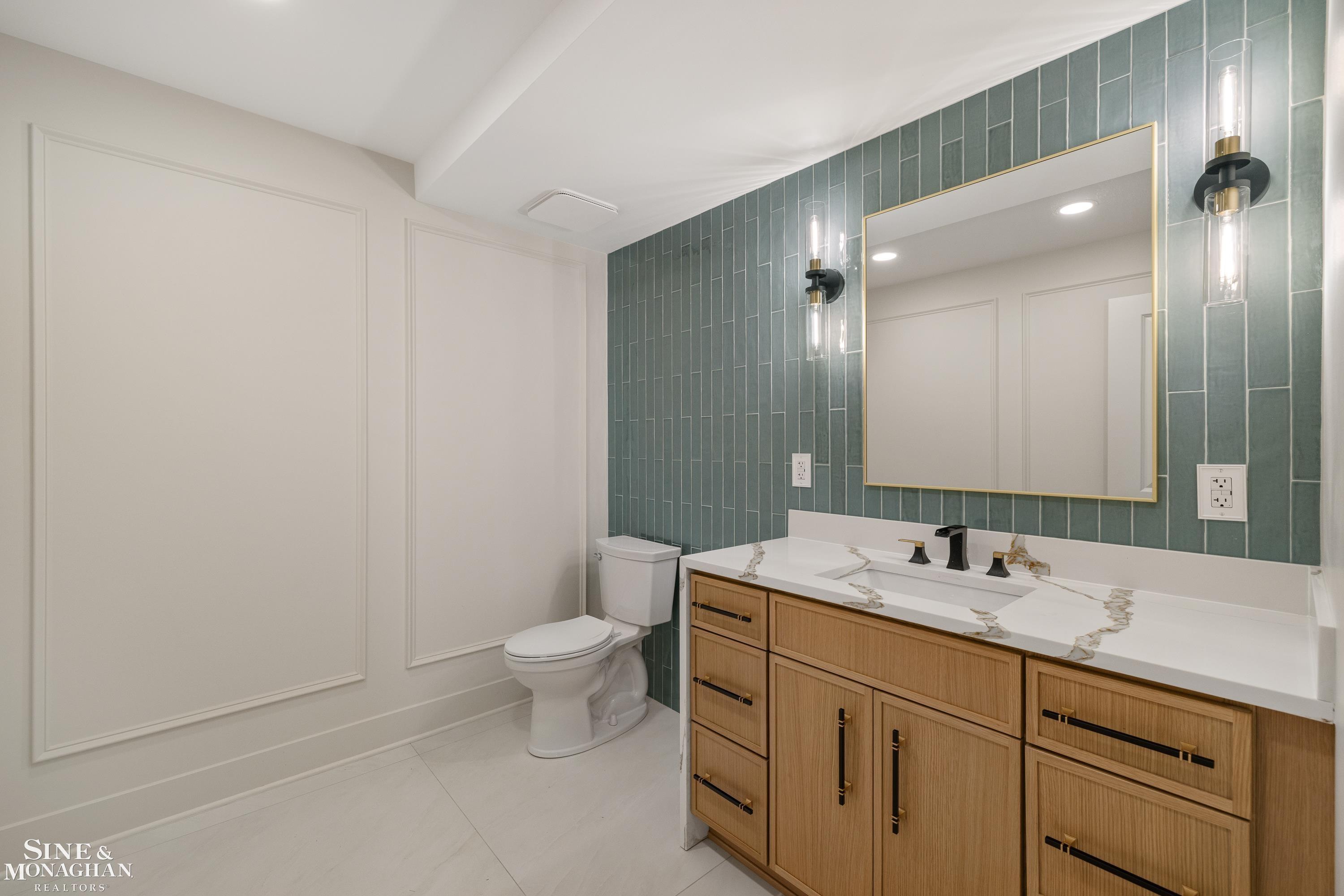 773 Hawthorne Road Grosse Pointe, MI 48236 - Photo 32 of 73
