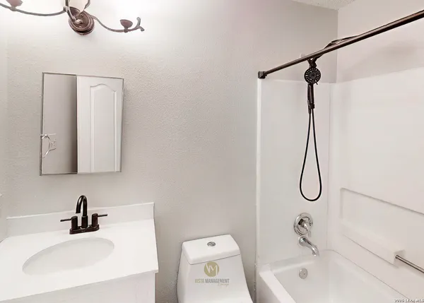 $1,250 | 9939 Permian Bay, San Antonio, TX 78245