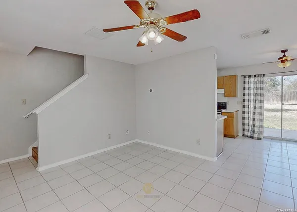 $1,250 | 9939 Permian Bay, San Antonio, TX 78245