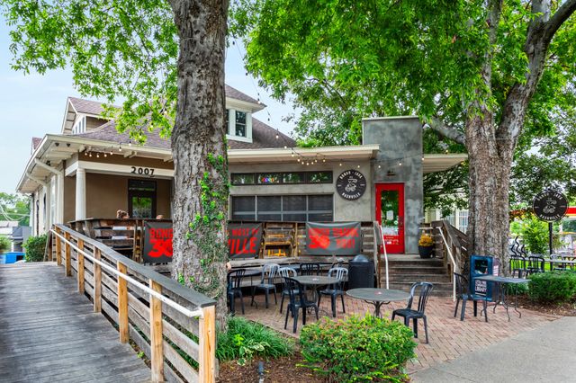 a view of outdoor space